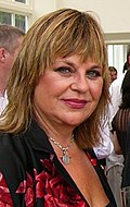 Profile Picture of Ginette McDonaldon Wikipedia