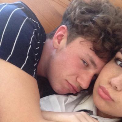 Profile Picture of White Iverson (@John_Joe69) on Twitter