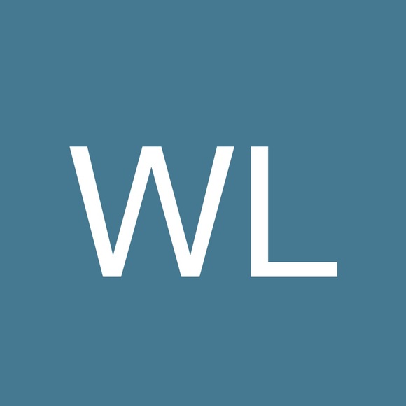 Profile Picture of Walden Lisa (@alwalden2017) on Poshmark