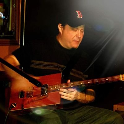 Profile Picture of Jim Chilson (@TenFootPolecats) on Twitter