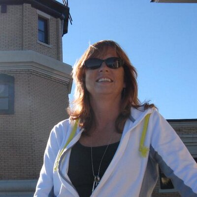 Profile Picture of Nancy McGregor (@Nancyjo28) on Twitter