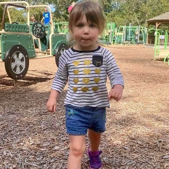 Profile Picture of Diane Ayers (@dianeayers) on Poshmark