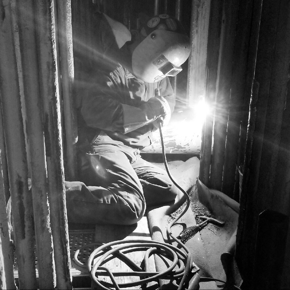 Profile Picture of Calem Hutsell (@cjwelder) on Poshmark