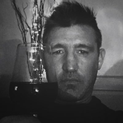 Profile Picture of Andy Devine (@devine141) on Twitter