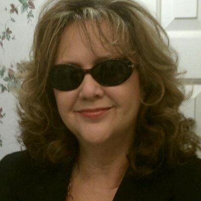 Profile Picture of Shelly Mix (@ShellyMixCiti) on Twitter