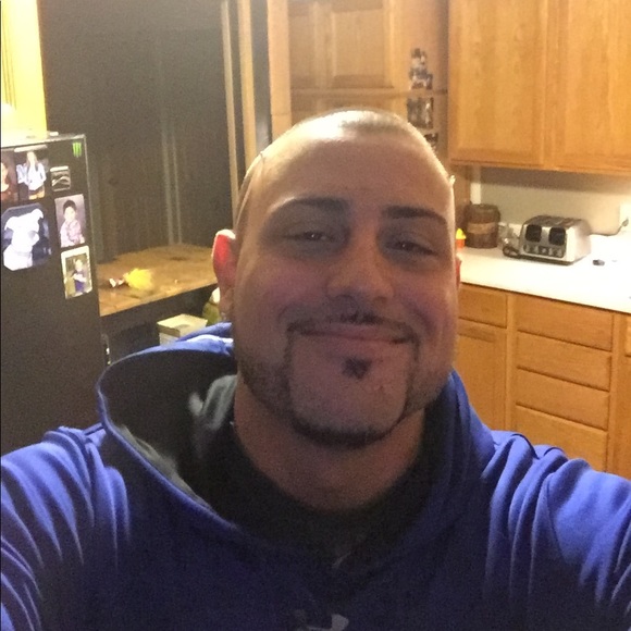 Profile Picture of Andrew Eich (@rockysugar874) on Poshmark