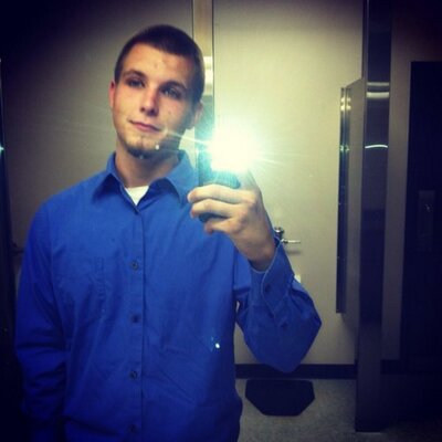 Profile Picture of Chris Mire (@Chris_Mire1222) on Twitter