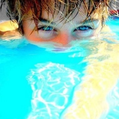 Profile Picture of James Halls (@JamesHalls17) on Twitter