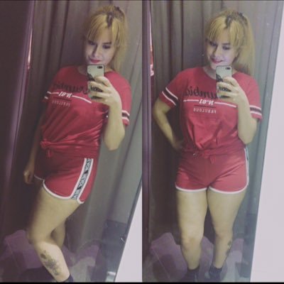 Profile Picture of Britney 💛 (@teamcapbucky) on Twitter