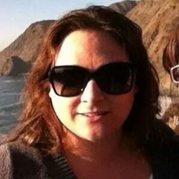 Profile Picture of Kendall Andrews (@bug_711) on Poshmark