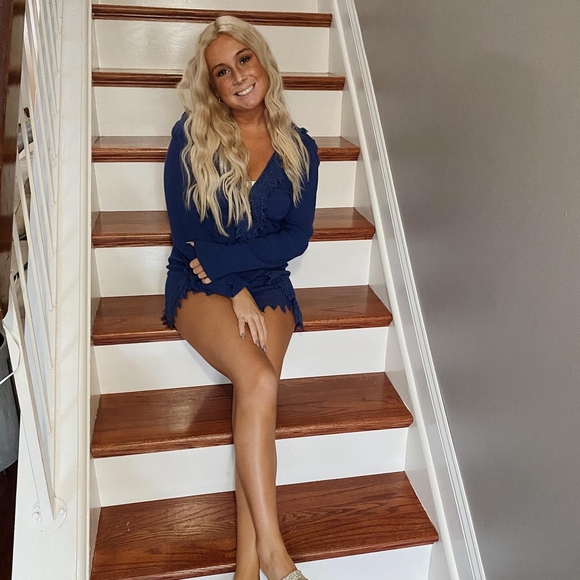 Profile Picture of Brianna Conroy (@briconroy) on Poshmark