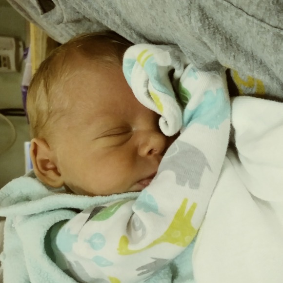 Profile Picture of Clara Dezii (@cdezii) on Poshmark