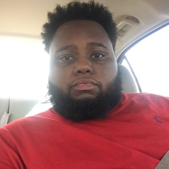 Profile Picture of Antonio Thomas (@tonio_615) on Poshmark