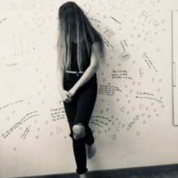 Profile Picture of Luna | Maantje 🌚 (@Luna_Shawn_5SOS) on Twitter