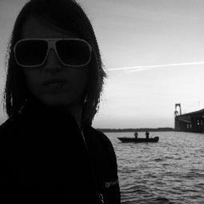 Profile Picture of Tara DeMello (@TaraDeMello) on Twitter