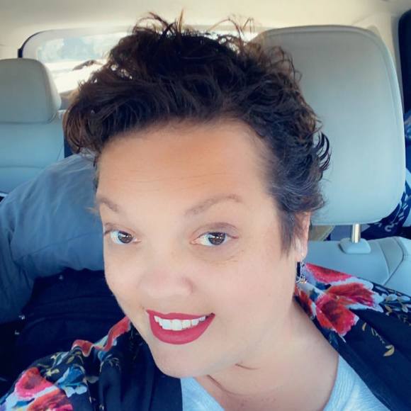 Profile Picture of Mindy Nicholson (@mnicholson) on Poshmark