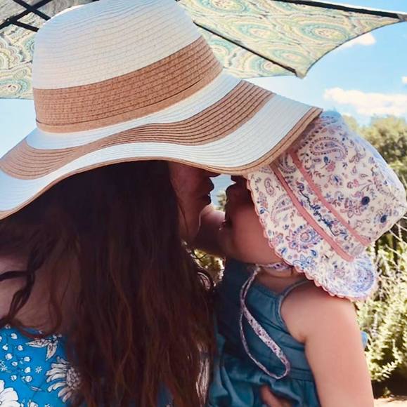 Profile Picture of Allison Kaiser (@alikai) on Poshmark