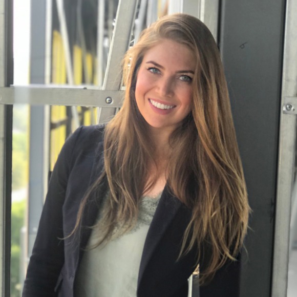 Profile Picture of Kristen Waas (@kewaas) on Poshmark