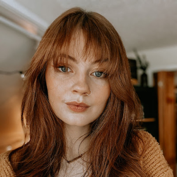 Profile Picture of Emmalynn Fillmore (@emmalynnfillmor) on Poshmark