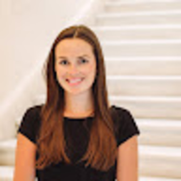 Profile Picture of Ansley Bradwell (@agbradwell) on Poshmark