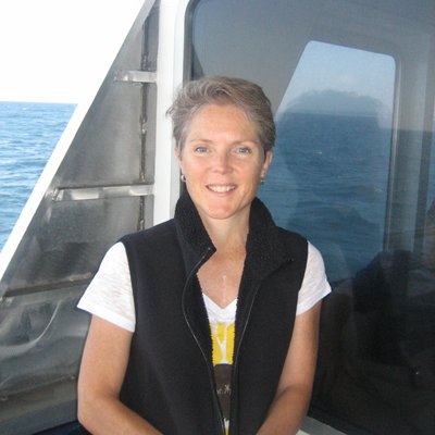 Profile Picture of Catherine Bradshaw (@cbradshaw24) on Twitter