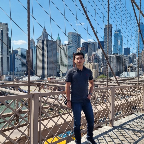 Profile Picture of Jonnathan Vacca (@jonnathanvacca9) on Poshmark