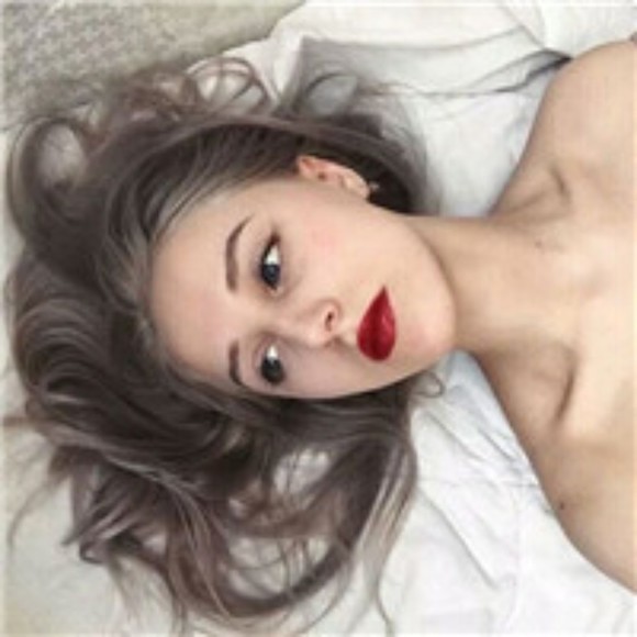 Mosier Keith - Poshmark Profile Picture of Mosier Keith (@richardsonleona) on Poshmark