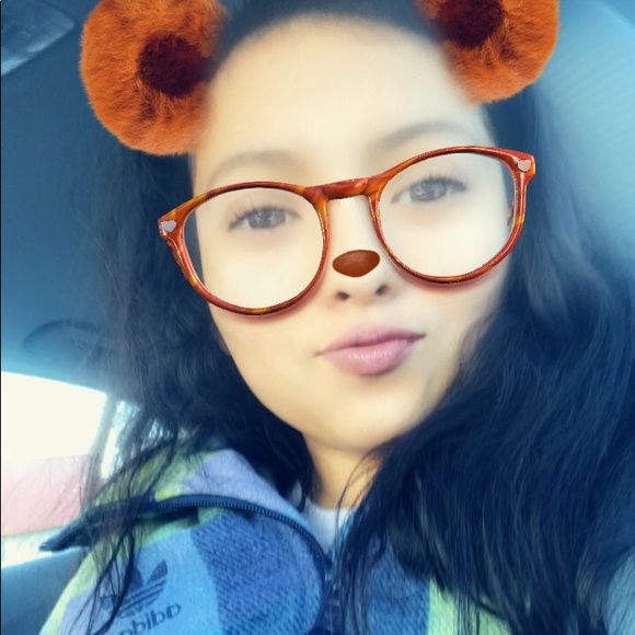 Profile Picture of Dulce Medina (@nathalys_3012) on Poshmark