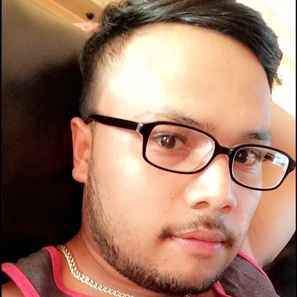 Profile Picture of Raymond Goblet (@anishgiri_) on Poshmark