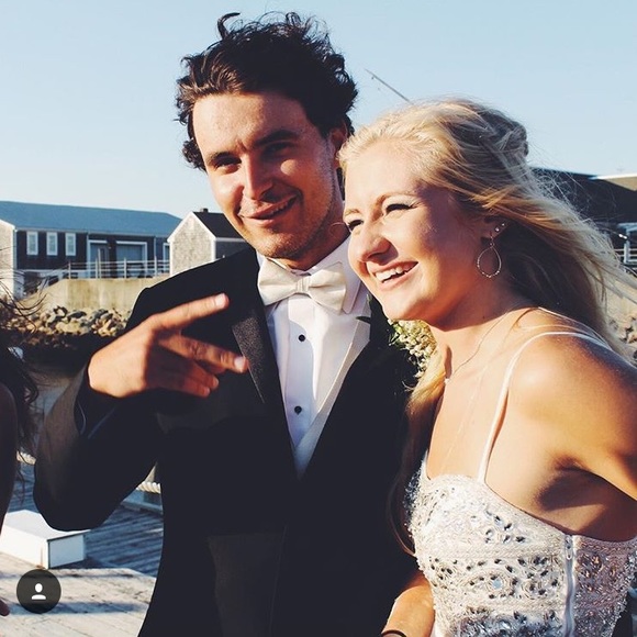 Profile Picture of Ben Clarke (@bennclaarke) on Poshmark