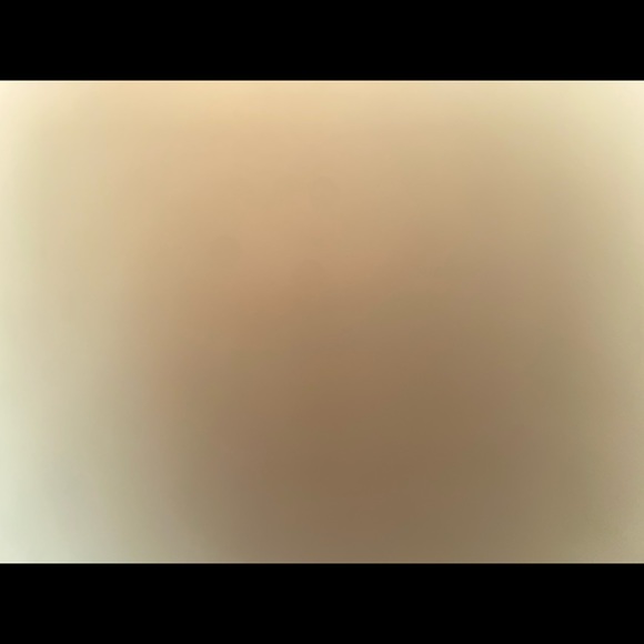 Profile Picture of Bianca Velez (@biancavelez628) on Poshmark