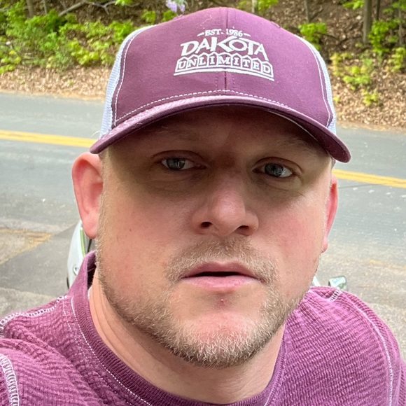 Joel Coyer - Poshmark Profile Picture of Joel Coyer (@jcmoney7) on Poshmark