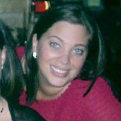 Profile Picture of Lisa Pinsky (@piccolalisa) on Twitter