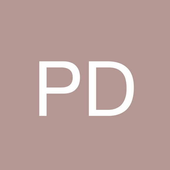 Profile Picture of Paula Dade (@pauladade) on Poshmark