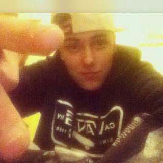 Profile Picture of Samuel Schubert (@SamuelSamuka30) on Twitter