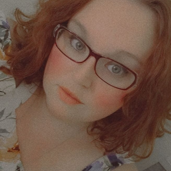 Profile Picture of Erica Hebert (@biancasmom2000) on Poshmark