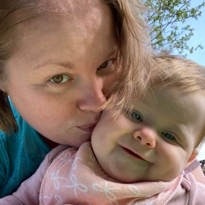 Profile Picture of Amy Wells (@AmyGeek17) on Twitter