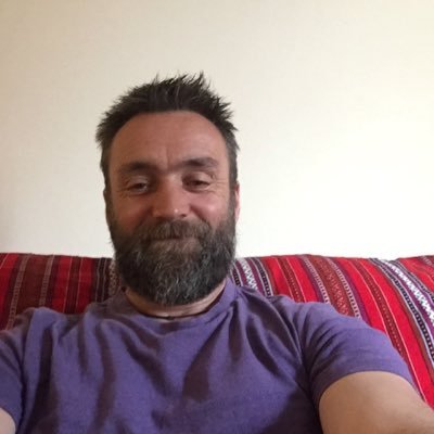 Profile Picture of John Fox (@johnfox123) on Twitter