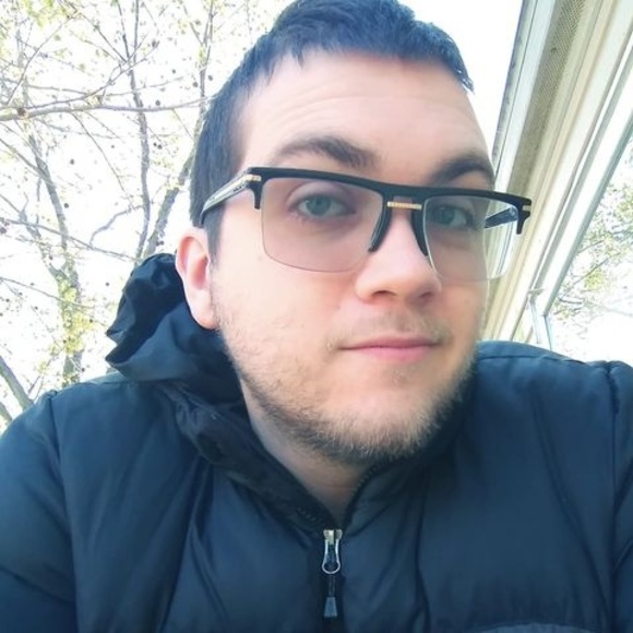 Profile Picture of Andrew Kocis iii (@eggroll96) on Poshmark