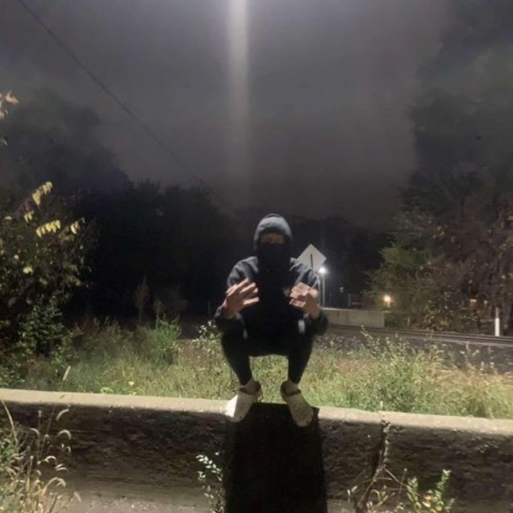 Profile Picture of Ian Parker (@ianparker2007) on Poshmark