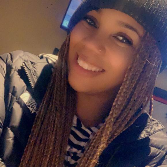 Profile Picture of Jasmine Colbert (@jcunningham520) on Poshmark