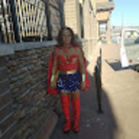 Profile Picture of Al Scott (@scottalice16) on Poshmark