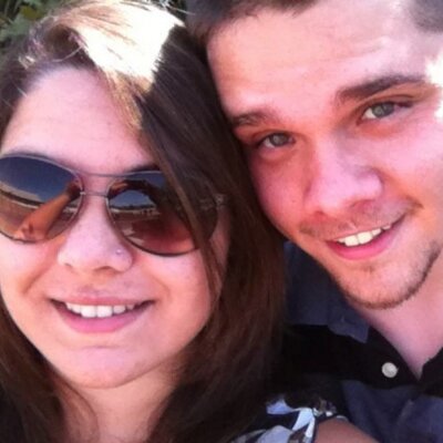 Profile Picture of Taylor And Angel (@TaylorNeedham21) on Twitter