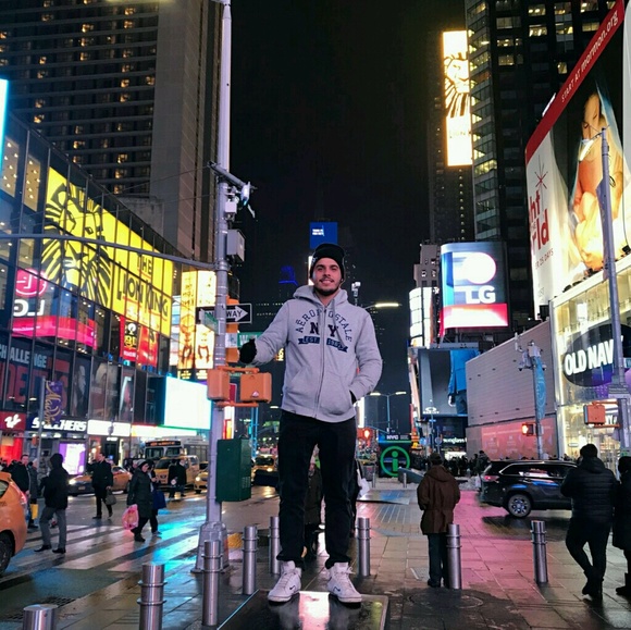 Profile Picture of Jose Ferrer (@joseferrer19) on Poshmark