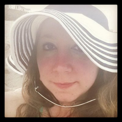 Profile Picture of Lindsey Stapleton (@Lindseyhead) on Twitter