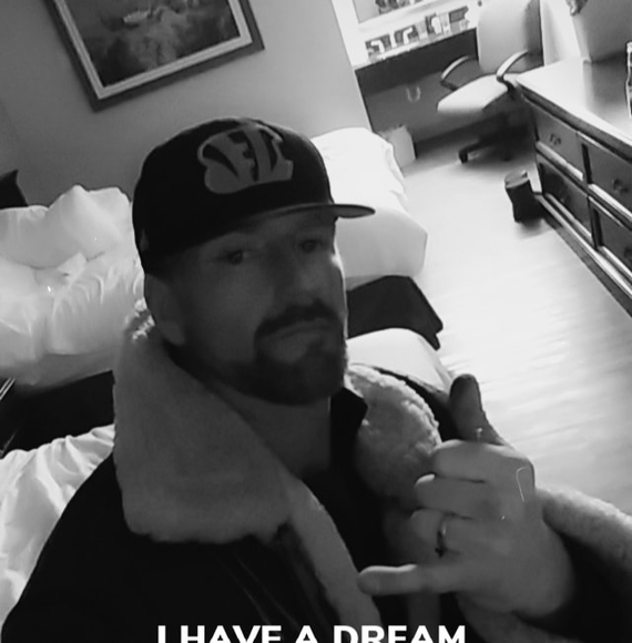 Profile Picture of Shawn Cornett (@cshawn1527) on Poshmark