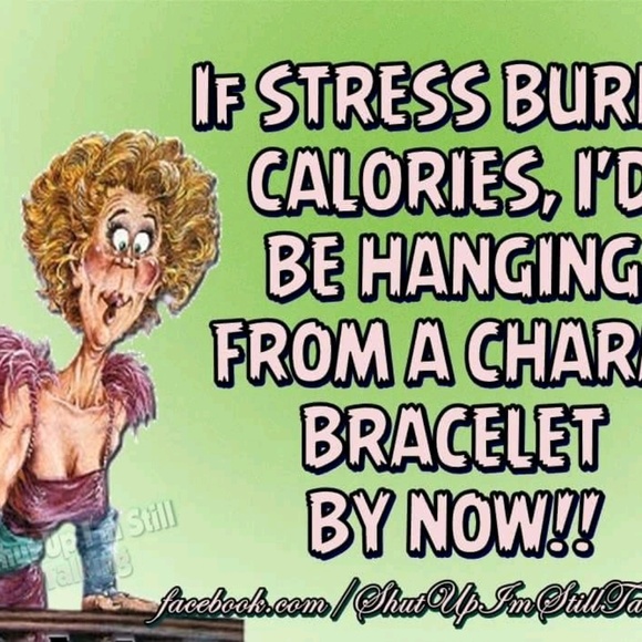 Profile Picture of Angela Oelberg (@annaoelberg) on Poshmark