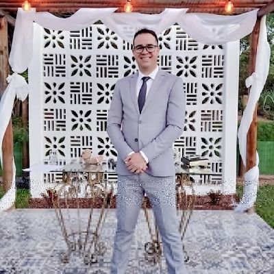 Profile Picture of Tony Soares (@tonyangelos) on Twitter