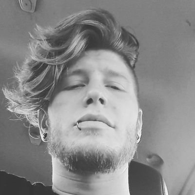 Profile Picture of Andrew_Michael (@AndrewFies) on Twitter