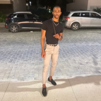 Profile Picture of David Ruffin (@hdubb_) on Twitter